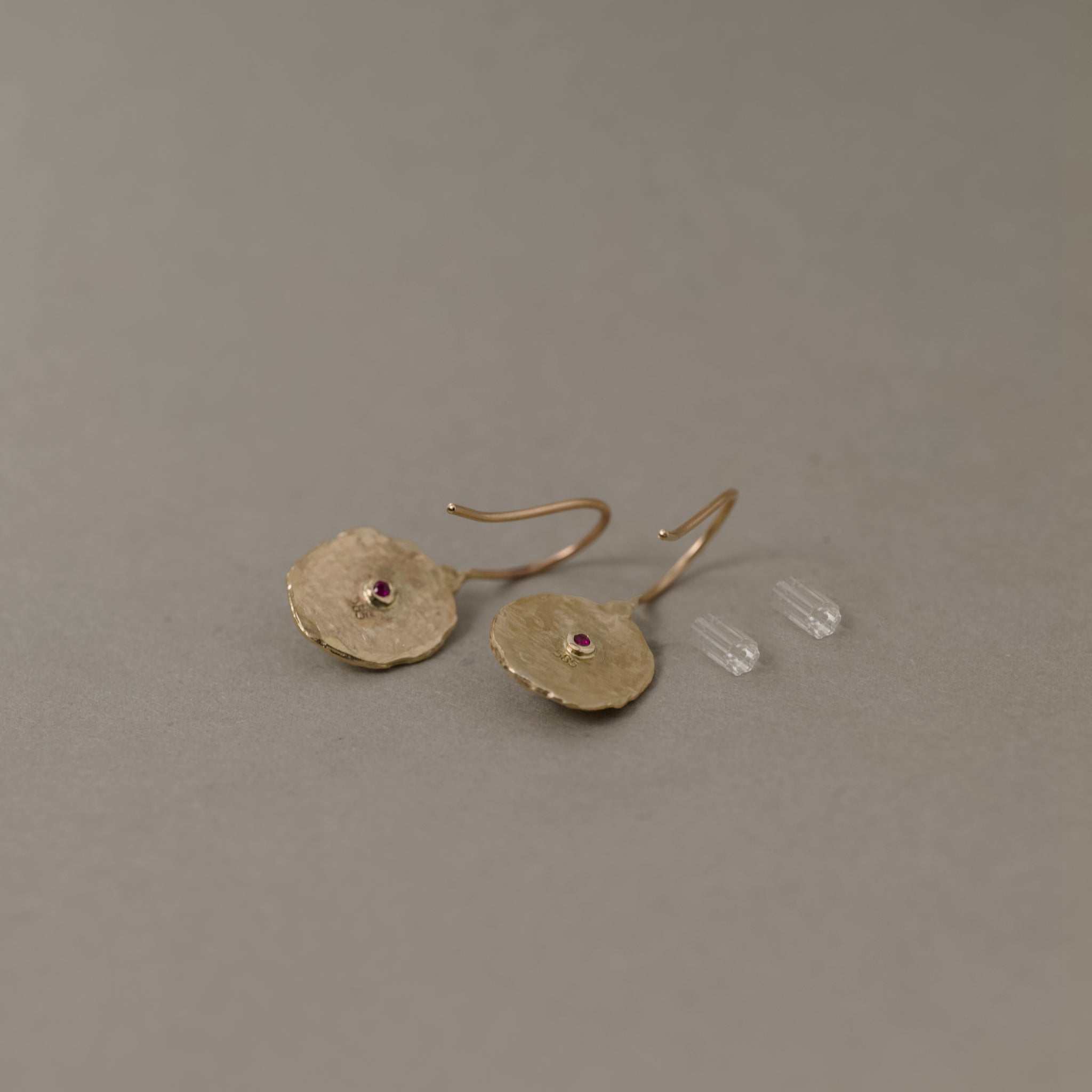 Florin Aquamarine diamond earrings with rose-cut diamonds and gold medallions