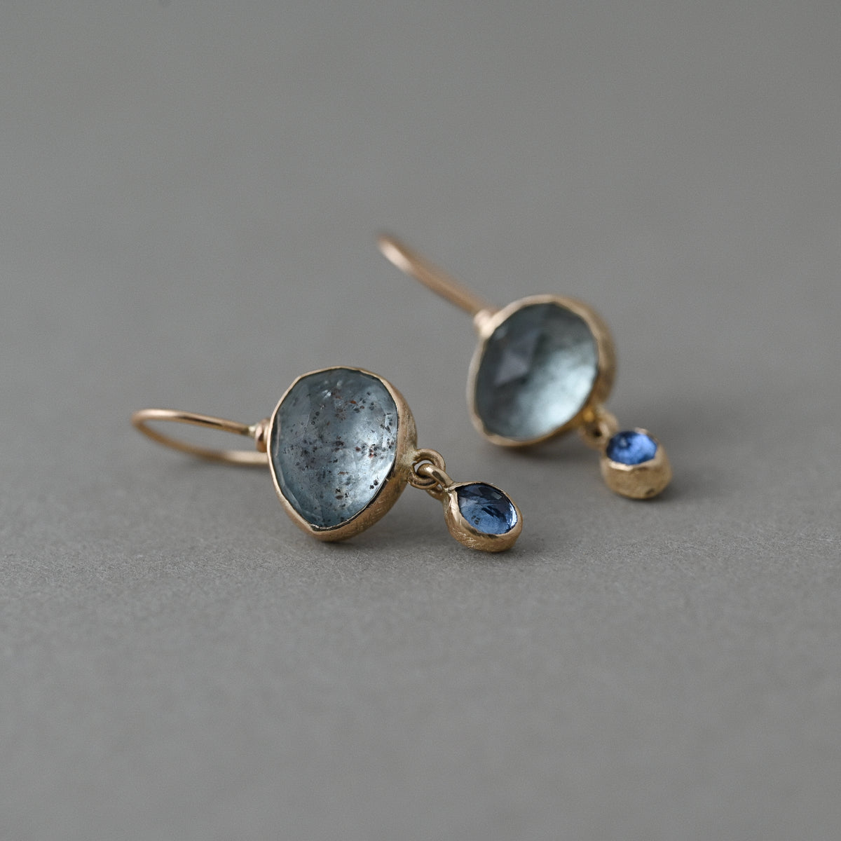 Sera moss aquamarine and Ceylon sapphire drop earrings in textured 14ct solid gold