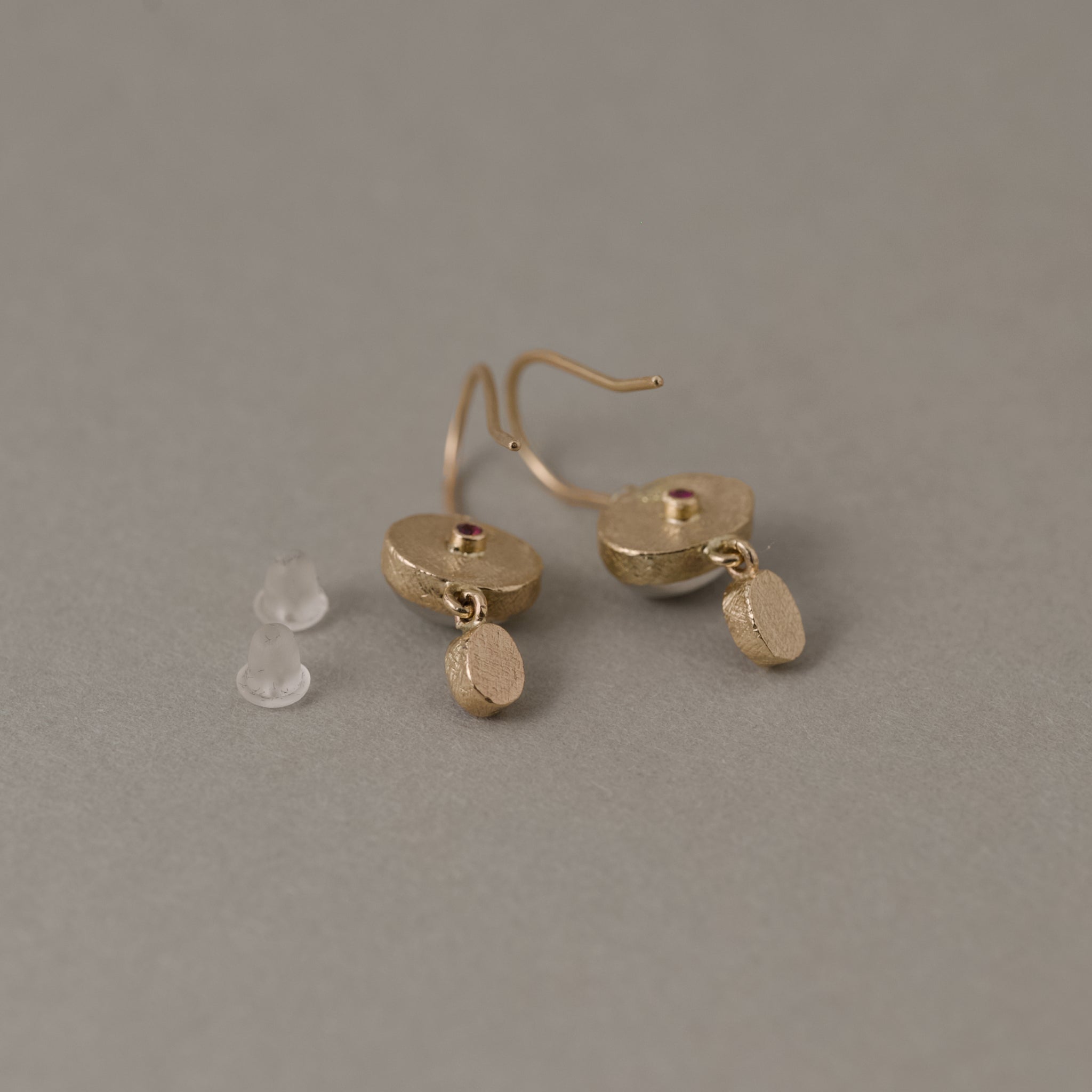 Sera solid Gold earrings with moonstone and ruby gemstones,