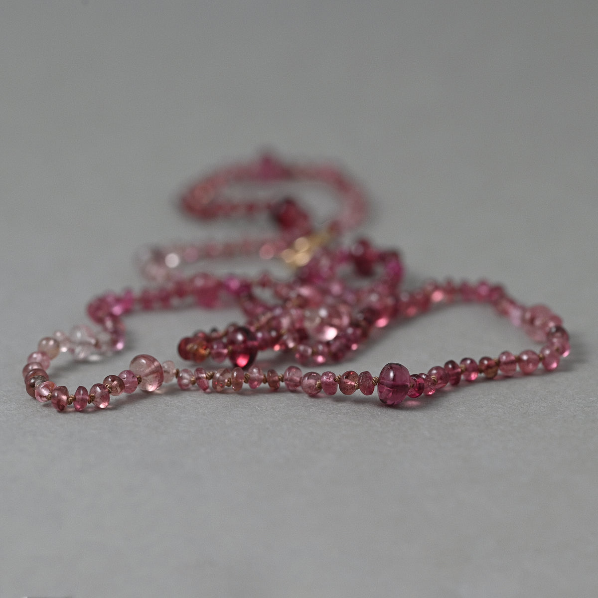 Filo Pink tourmaline necklace with 14ct gold clasp