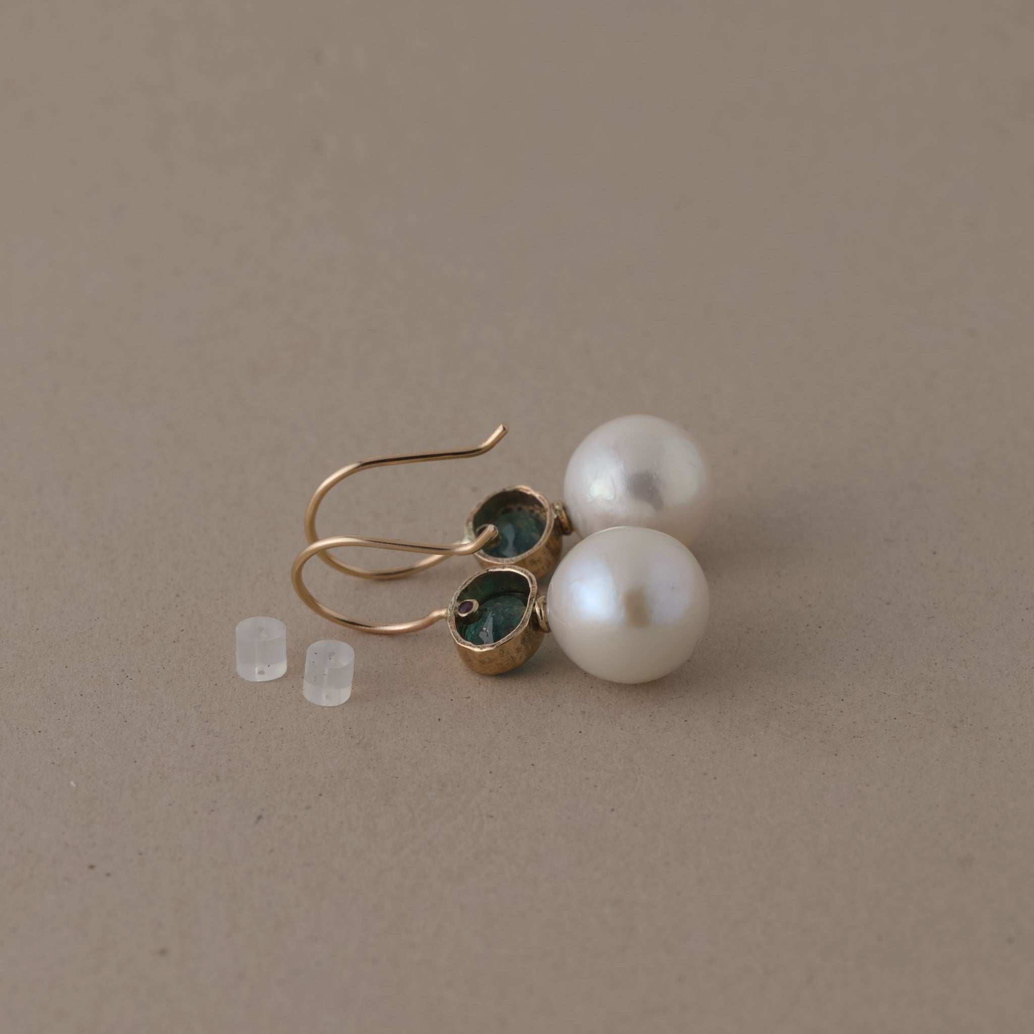 14ct gold pearl earrings with green Paraíba tourmaline stones and freshwater pearls