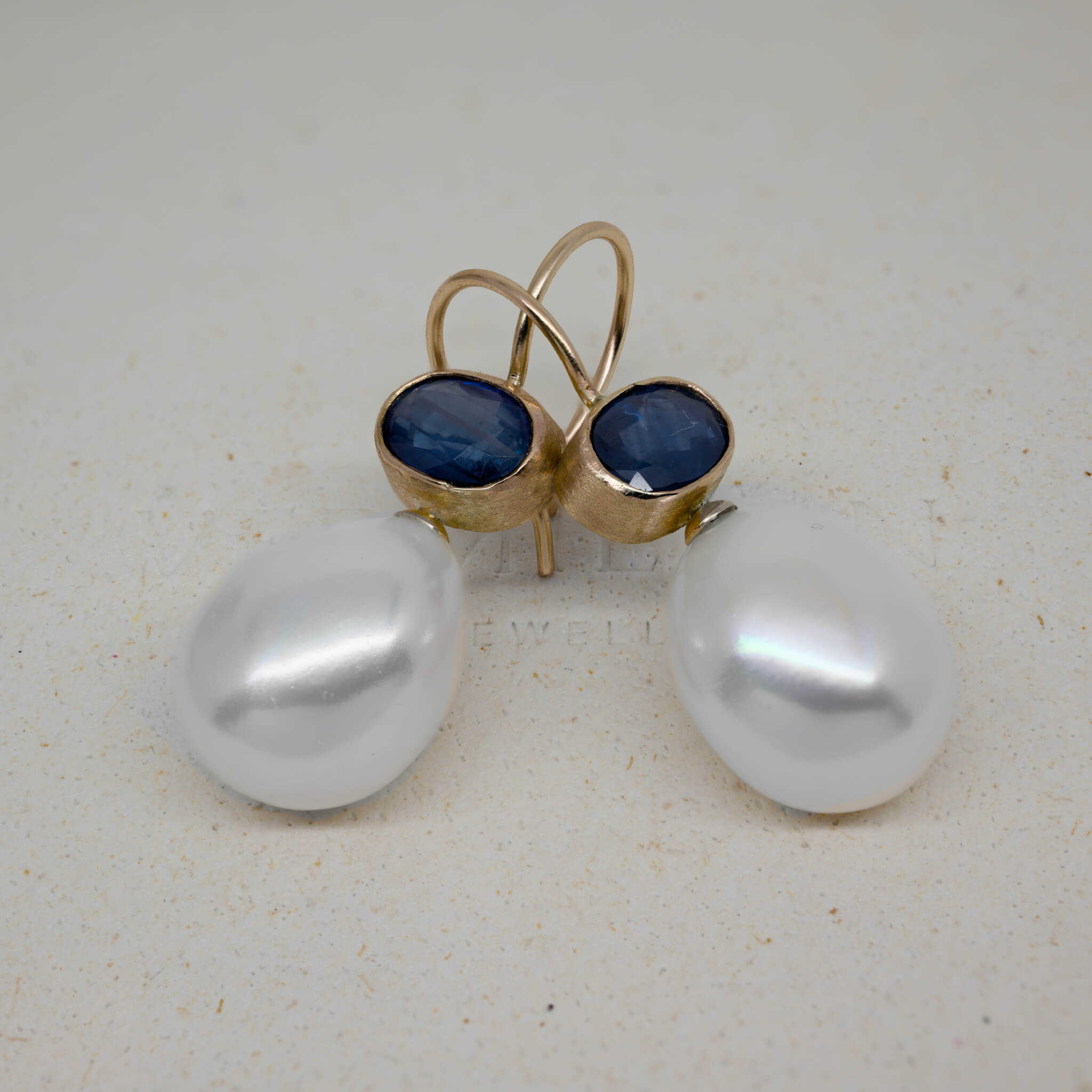 sapphire pearl earrings front