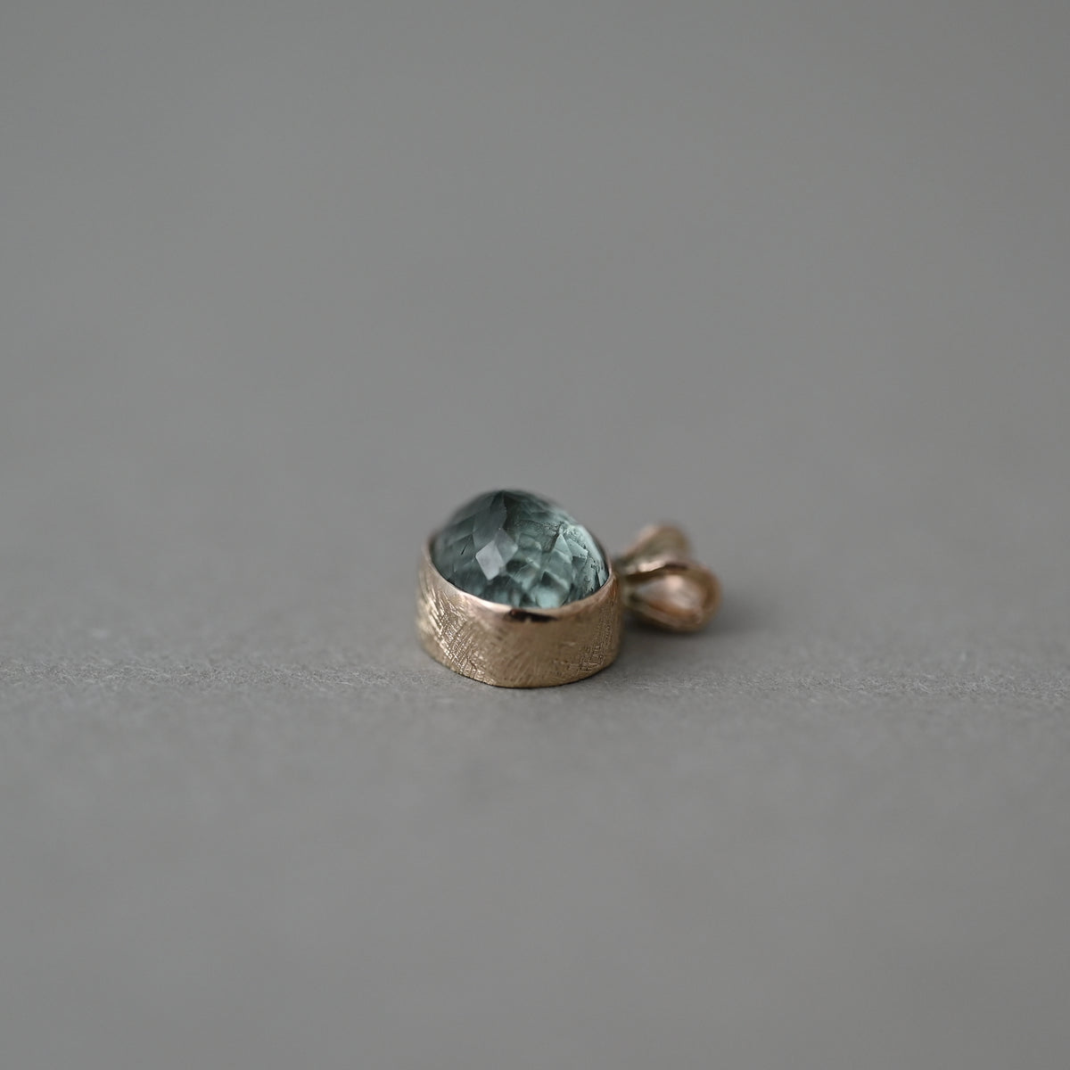 Uno Paraíba Pendant Necklace