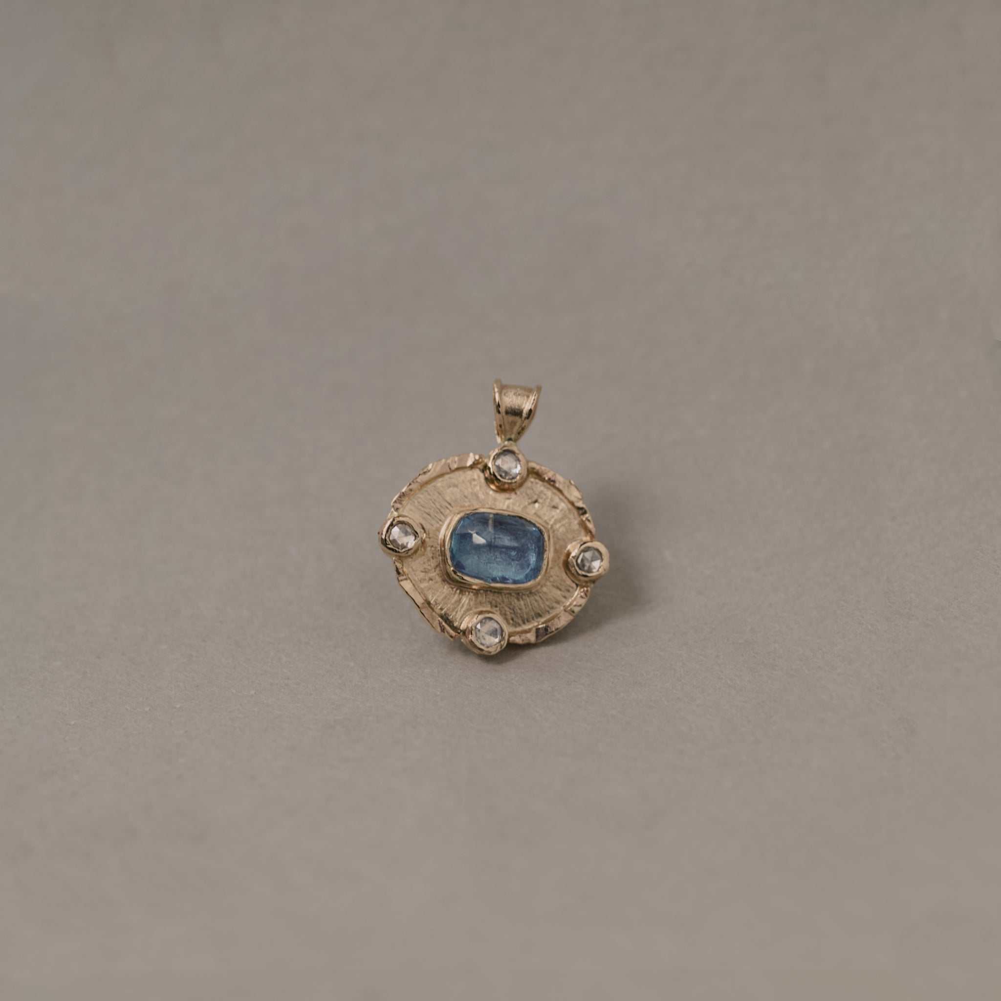 14ct gold medallion pendant with rose cut diamonds and aquamarine