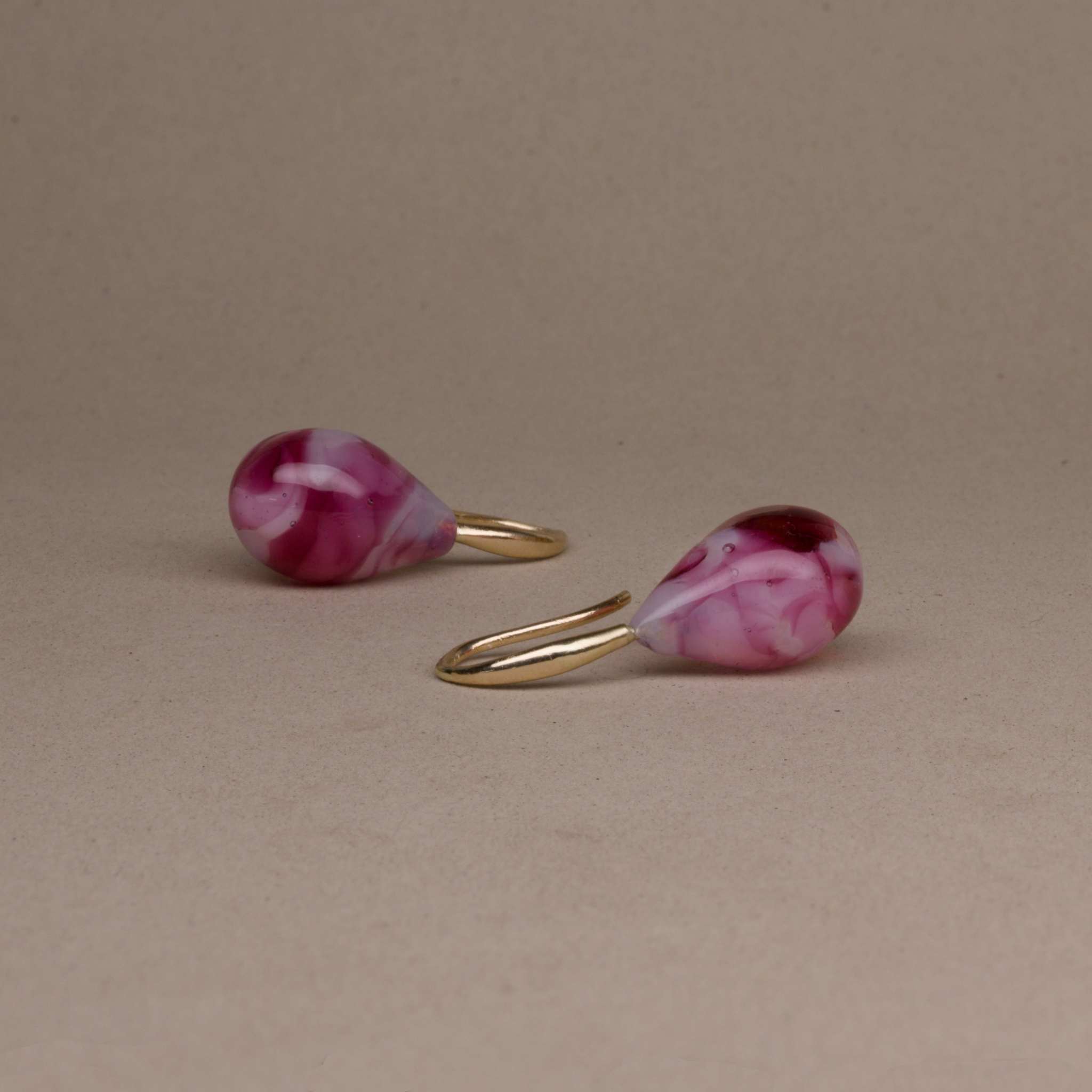 Bella Rubino Murano Pink Earrings with hand-forged magenta glass and 14ct gold settings.