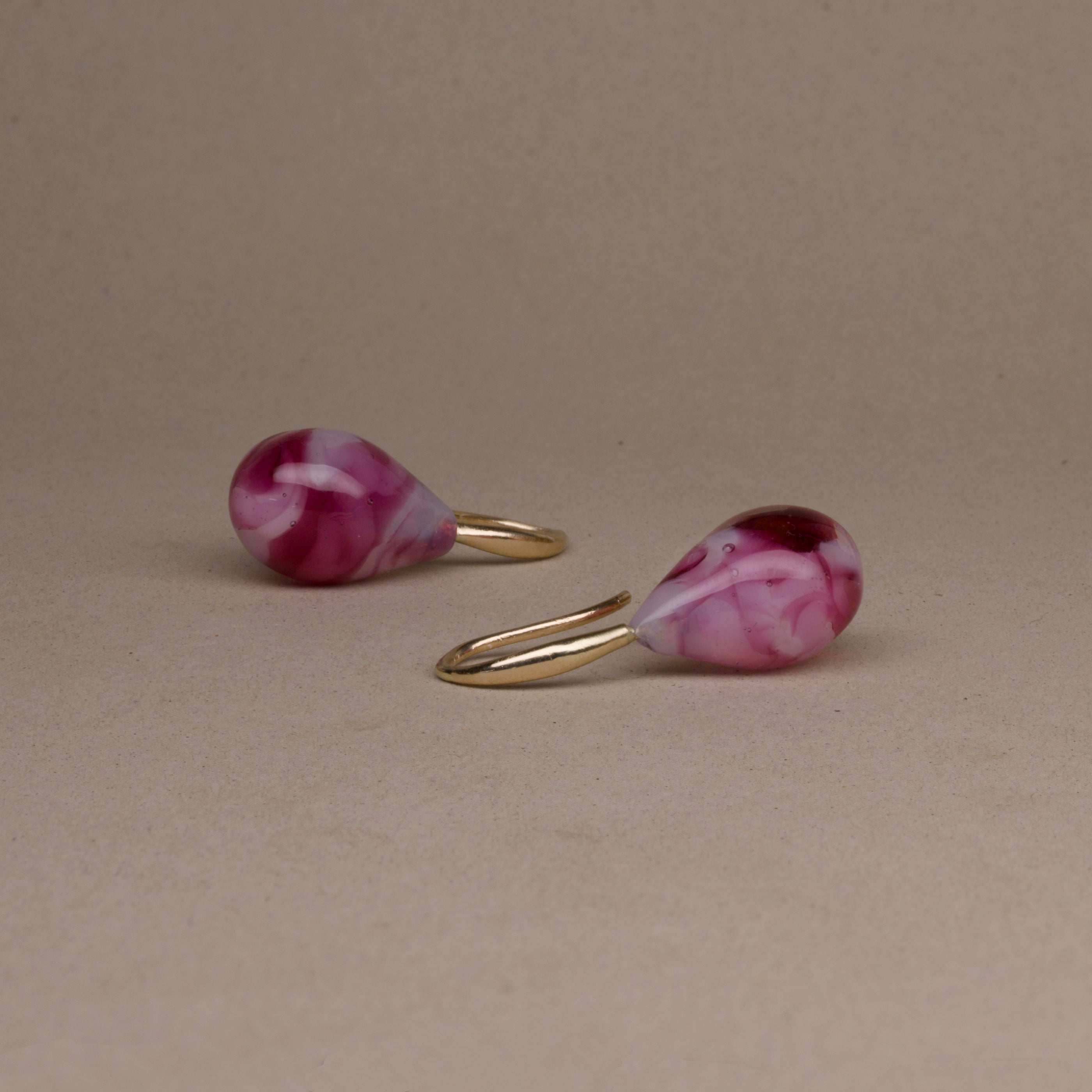 Bella magenta murano earrings