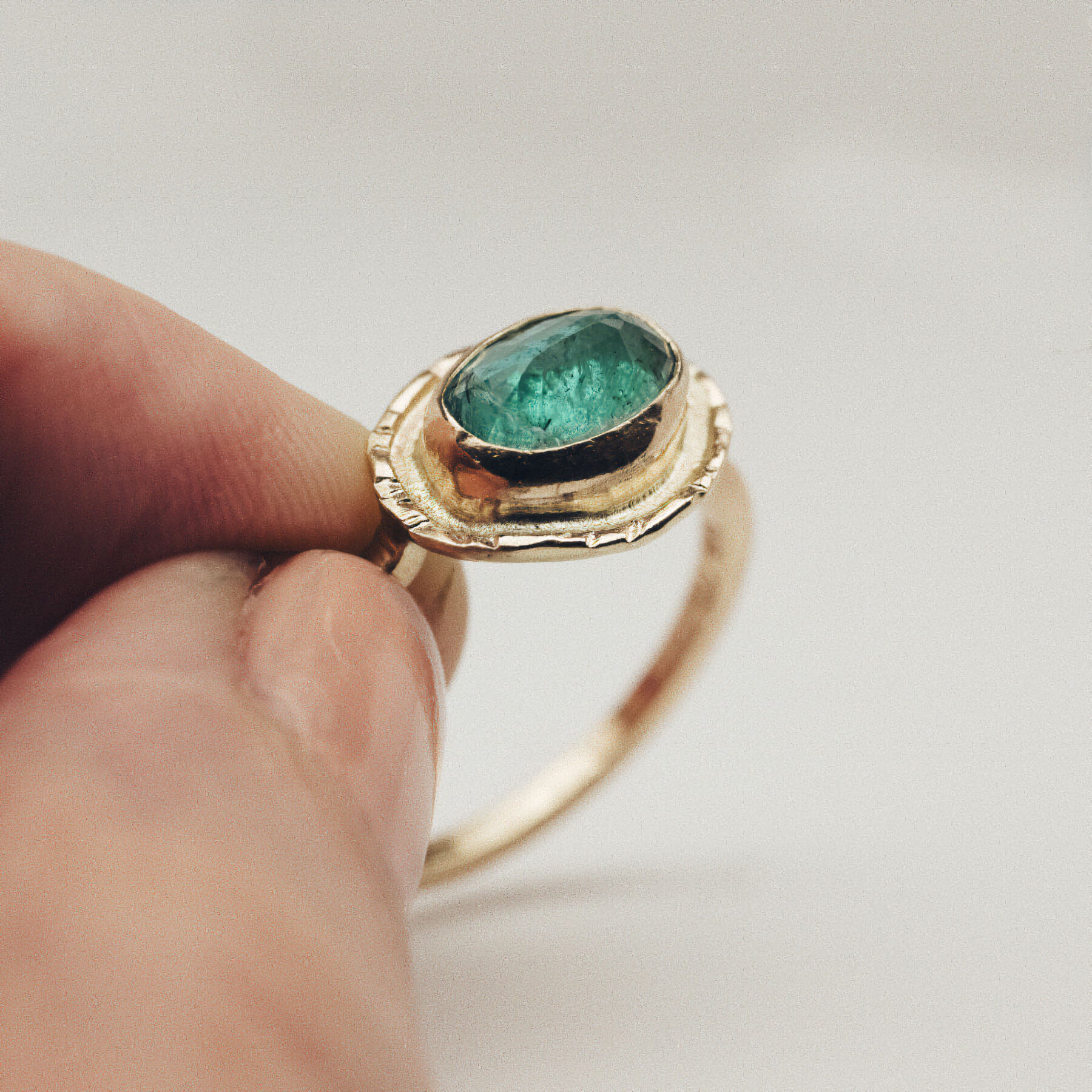 emerald ring fingers