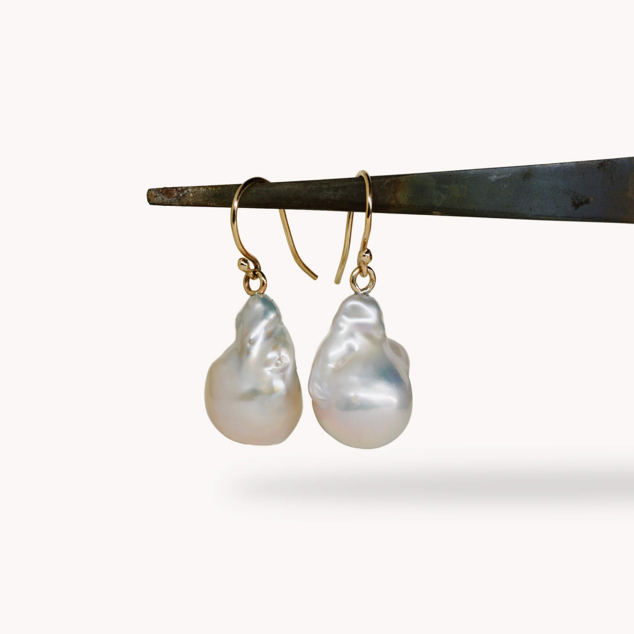 gold baroque pearl earrings 