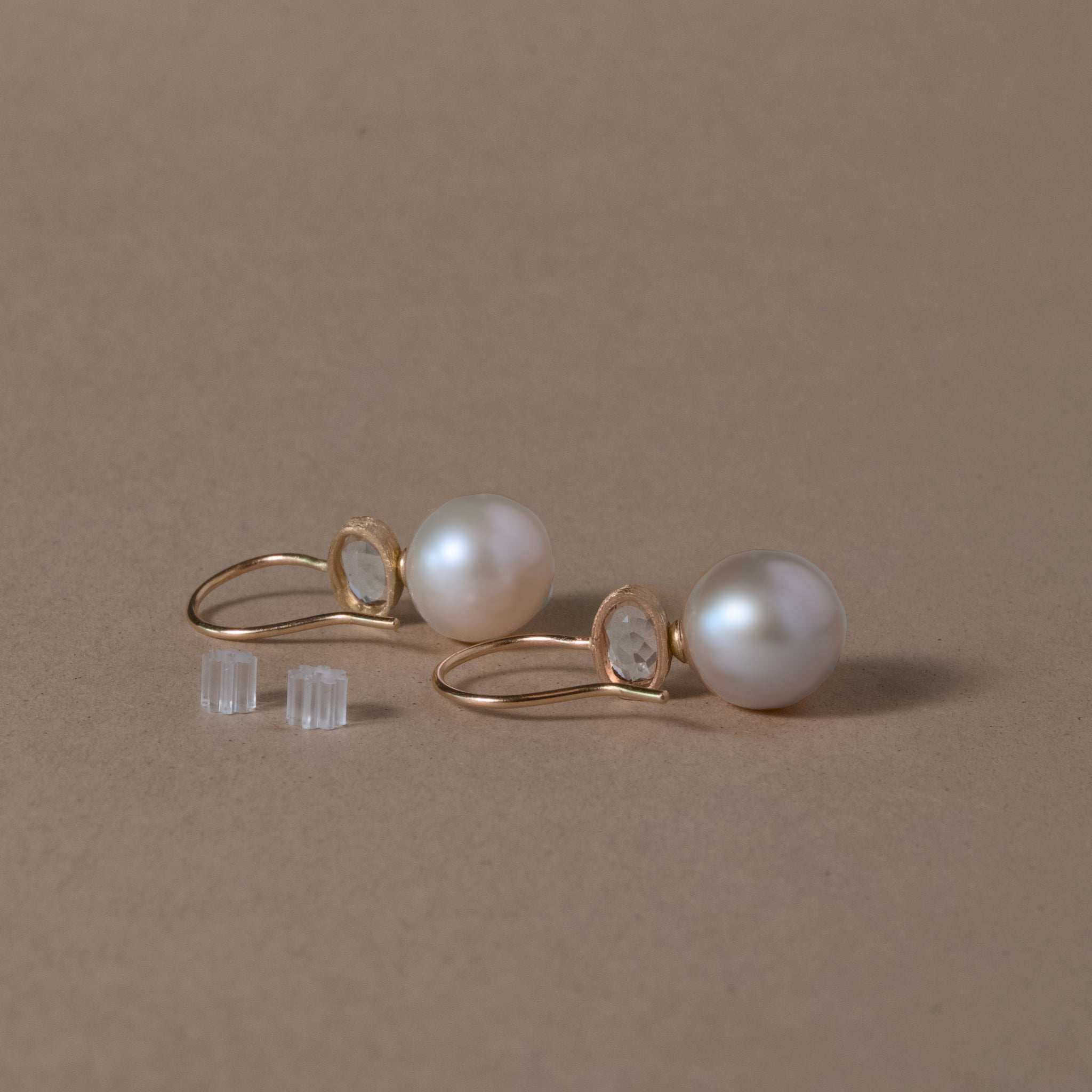 Morganite Pink Pearl Earrings with 14ct gold, pastel hues, freshwater pearls, and morganite stones.