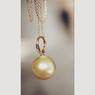 south sea pearl pendant video