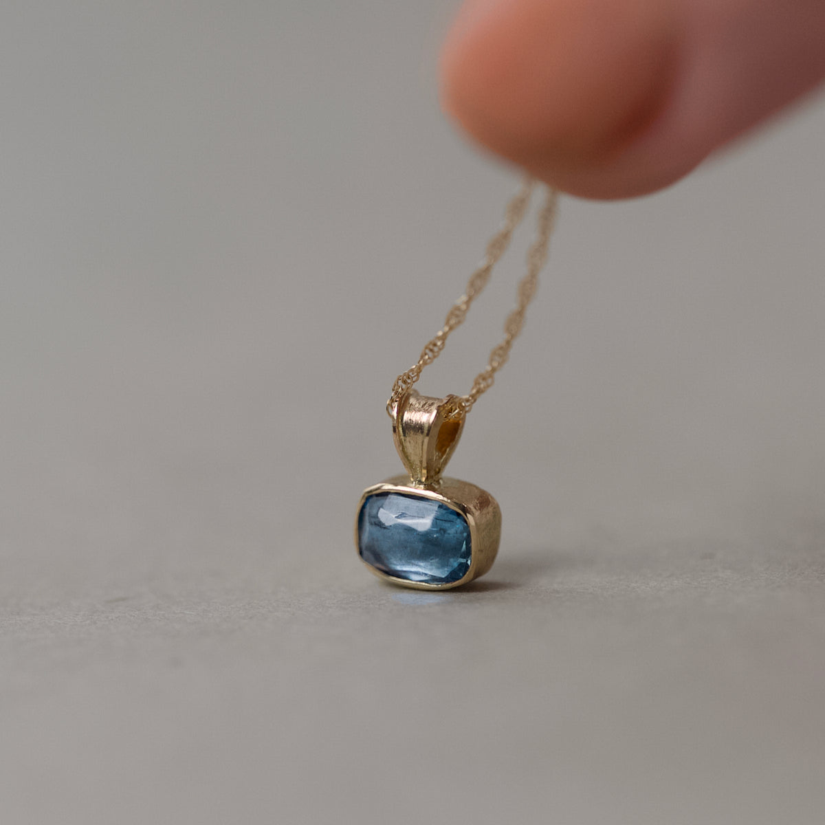 aquarmine pendant march birthstone collection